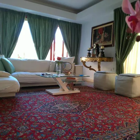 לינה וארוחת בוקר Gemma Di Gallura Charme אולביה