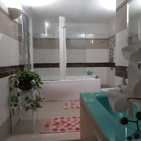 Oda ve Kahvaltı Gemma Di Gallura Charme 4*