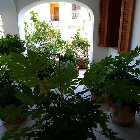 לינה וארוחת בוקר Gemma Di Gallura Charme