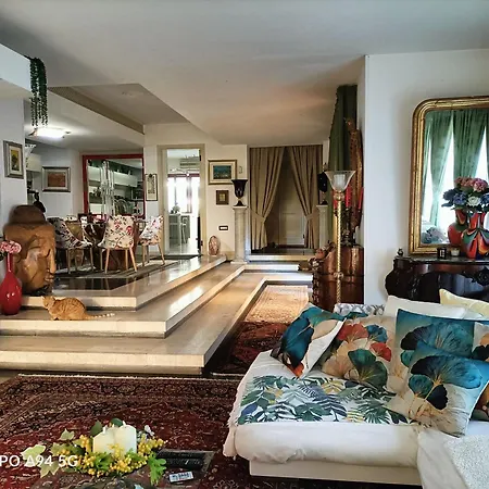 Gemma Di Gallura Charme Bed and Breakfast Όλμπια