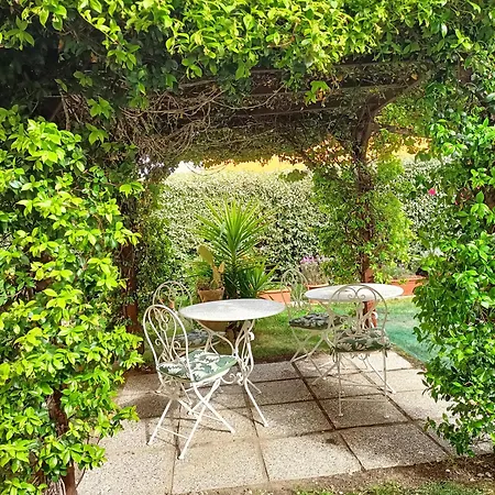 Gemma Di Gallura Charme Oda ve Kahvaltı