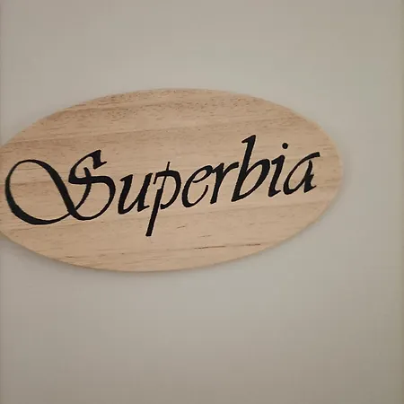 לינה וארוחת בוקר Gemma Di Gallura Charme 4*