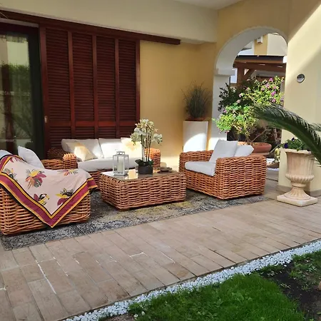 Gemma Di Gallura Charme 4* Olbia
